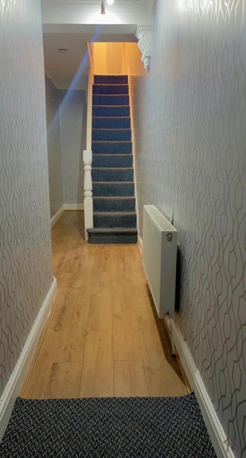 Manchester Old Trafford Apartment Екстериор снимка