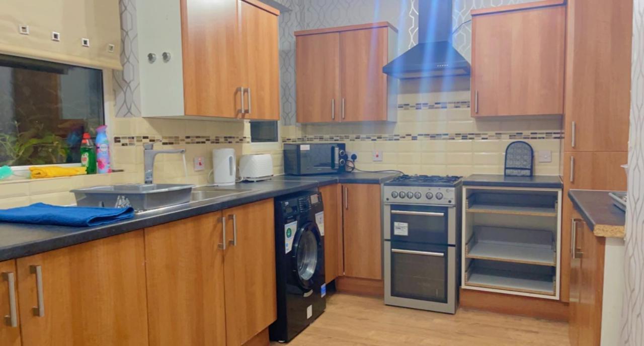 Manchester Old Trafford Apartment Екстериор снимка